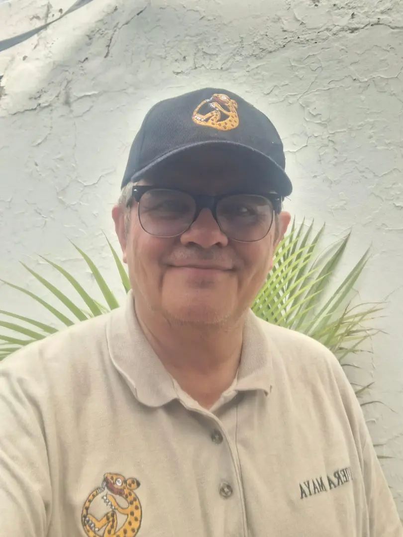 Nizvan Monteón's profile